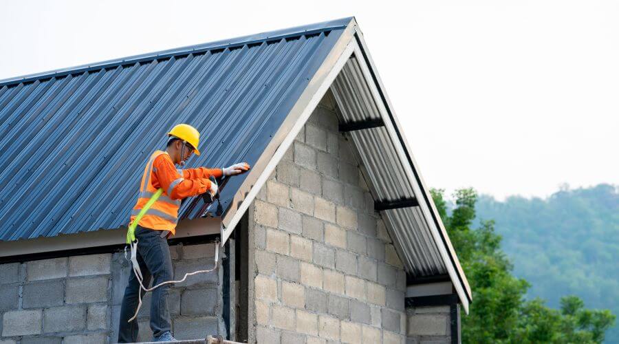 Expert Emergency Roof Repairs services in Novelty, MO